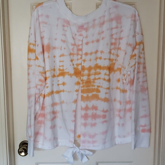 Old Navy Tie-dye Summer Open Back Sweatshirt - Picture 4 of 16